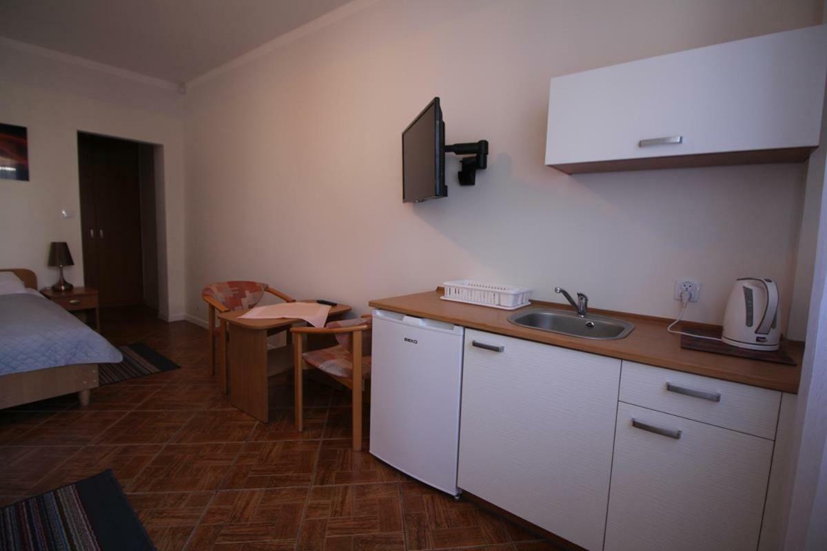 Dom Goscinny Ewa - 200 M Od Morza Dziwnów Exteriör bild